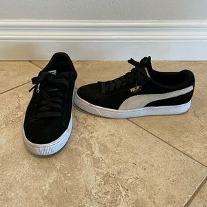 Puma Suede Sneakers